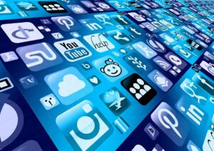 Social media app logos