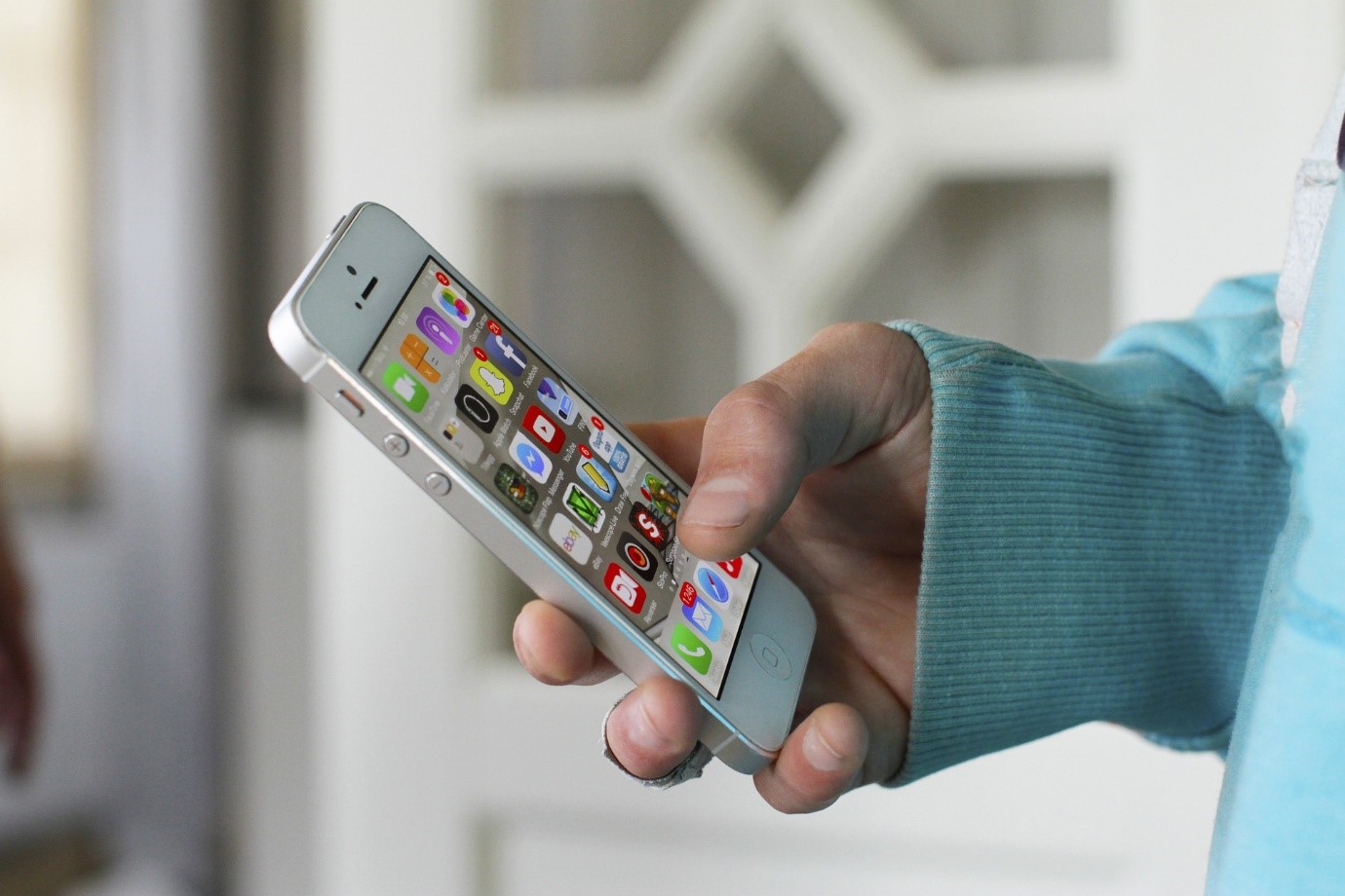 iphone in hand